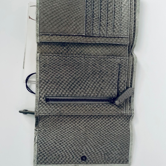 Just Cavalli Wallet - Picture 9 of 9